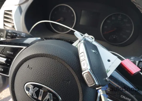 2021 Kia Seltos S z USA, uszkodzony, nr VIN KNDEU2AA0M7172295